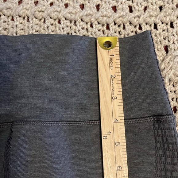 ALPHALETE amplify scrunch shorts Women’s Sz XL Gray Athletics Choice performance - Picture 9 of 16